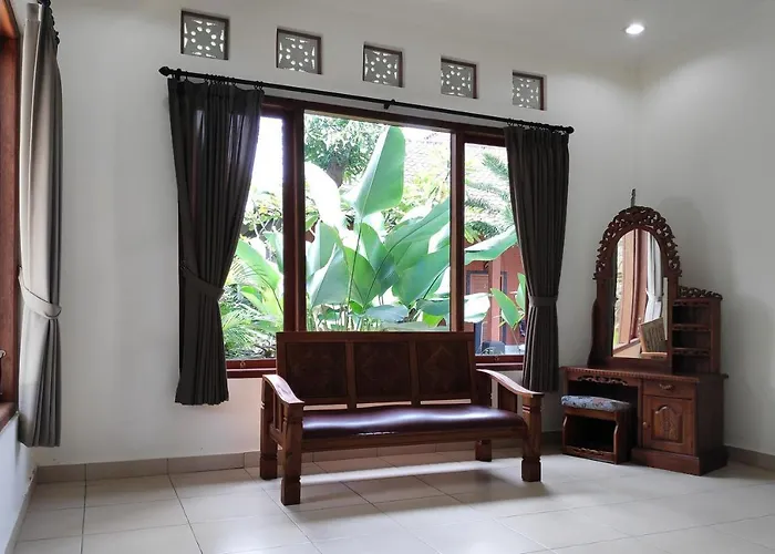 Oyo 3319 Dewi Ayu Accomodation 2 Hotel